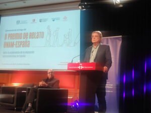 Lee más sobre el artículo Se entregaron los premios de la segunda edición del Premio de Relatos en el Cervantes