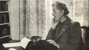 Lee más sobre el artículo Agatha Christie: misterio tras la pluma de la reina del crimen