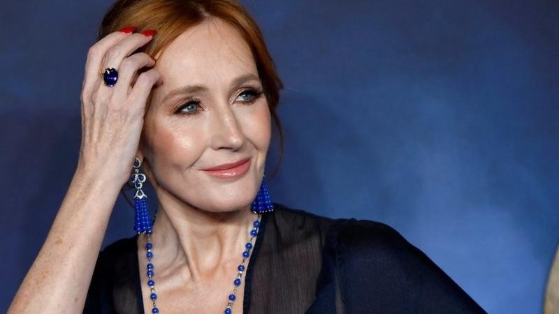 En este momento estás viendo J. K. Rowling y su reinvención de la literatura infantil