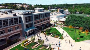 Lee más sobre el artículo La Universidad Stevenson creará su Bosque de la Poesía