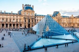 Lee más sobre el artículo ¿Cuáles son los museos más visitados del mundo?