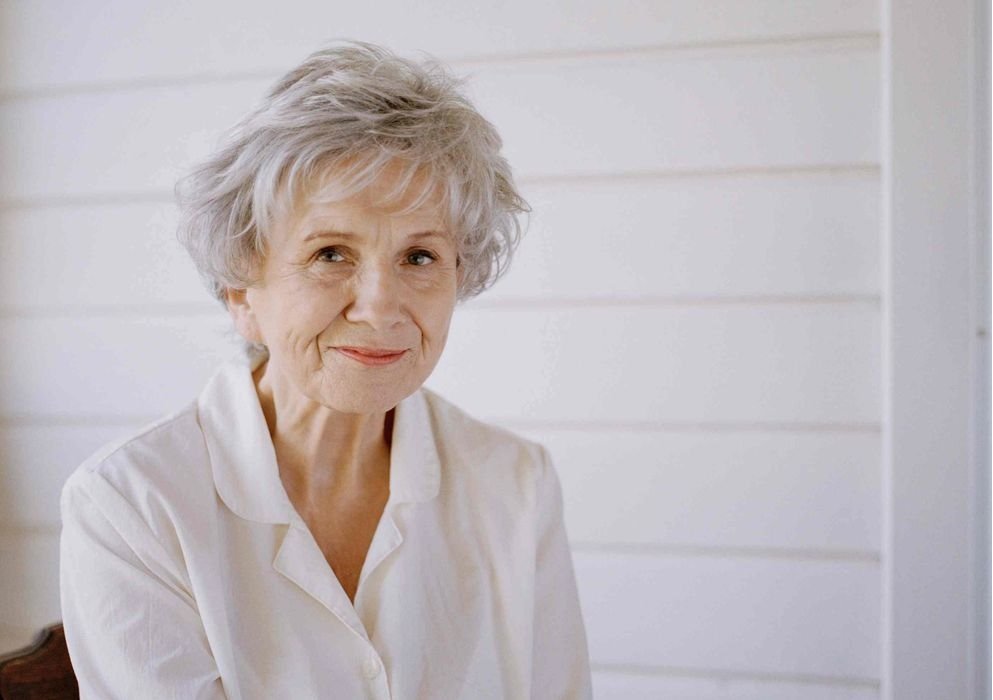 En este momento estás viendo A los 92 años falleció Alice Munro, la maestra del relato breve que revolucionó la literatura contemporánea