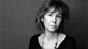 Lee más sobre el artículo Louise Glück: La poeta de la introspección y la naturaleza humana