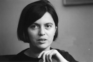 Lee más sobre el artículo Un día como hoy, pero de 1935, nacía Monique Wittig, pionera en la teoría de género y el Feminismo Radical