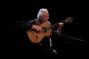 Lee más sobre el artículo A los 86 años, murió el famoso guitarrista francés Pedro Soler