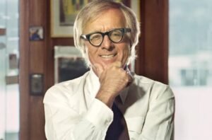 Lee más sobre el artículo Hoy cumpliría 104 años Ray Bradbury, el maestro de la ciencia ficción