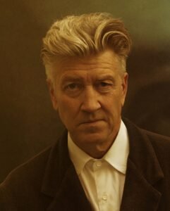 Lee más sobre el artículo Hoy cumpliría años David Lynch, el gran visionario del cine.