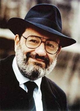 Lee más sobre el artículo Hoy cumpliría 93 años Umberto Eco: un autor faro para la literatura, la filosofía y la semiótica