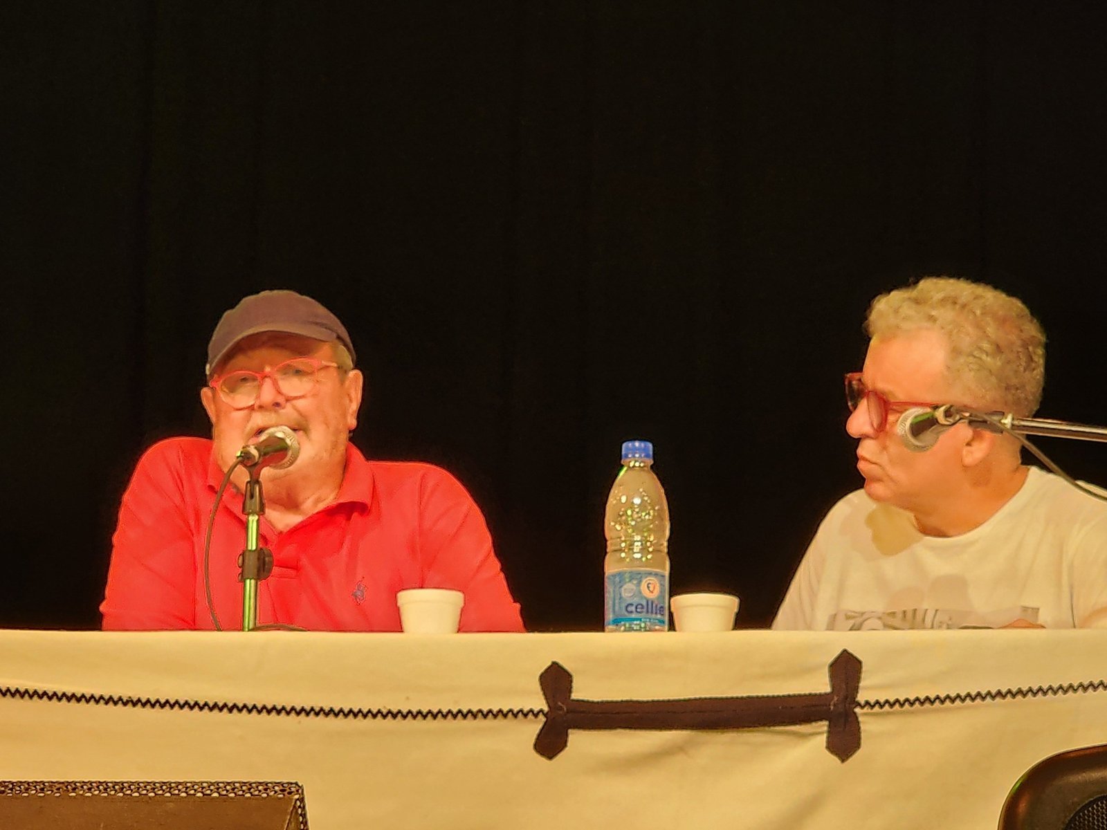Lee más sobre el artículo Primero la palabra: con gran éxito concluyó 23° Encuentro Nacional de Poetas con la Gente