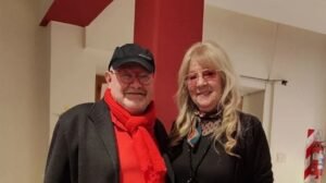 Lee más sobre el artículo «Suelta de Letras», el emblemático café literario de Salsipuedes, conmemora su cuarto aniversario junto a Pedro Solans.
