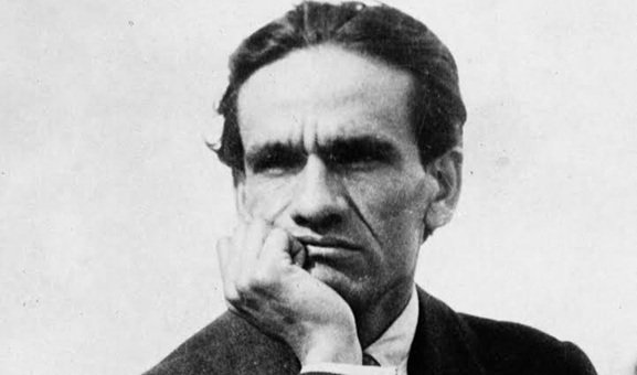 Lee más sobre el artículo César Vallejo: El poeta que reinventó el dolor y la esperanza de América Latina