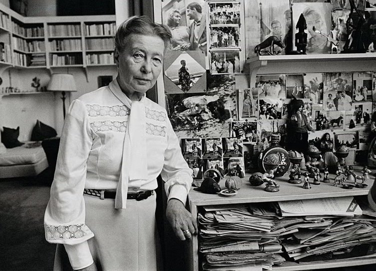 En este momento estás viendo Simone de Beauvoir: una luchadora imborrable por la libertad de las mujeres