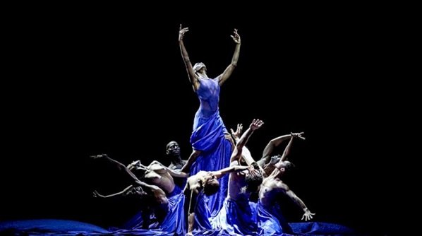 Lee más sobre el artículo La Danza: lenguaje universal del cuerpo y el alma