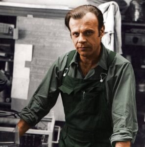 Lee más sobre el artículo Agustín Tosco: la llama del sindicalismo combativo en el arte y la memoria